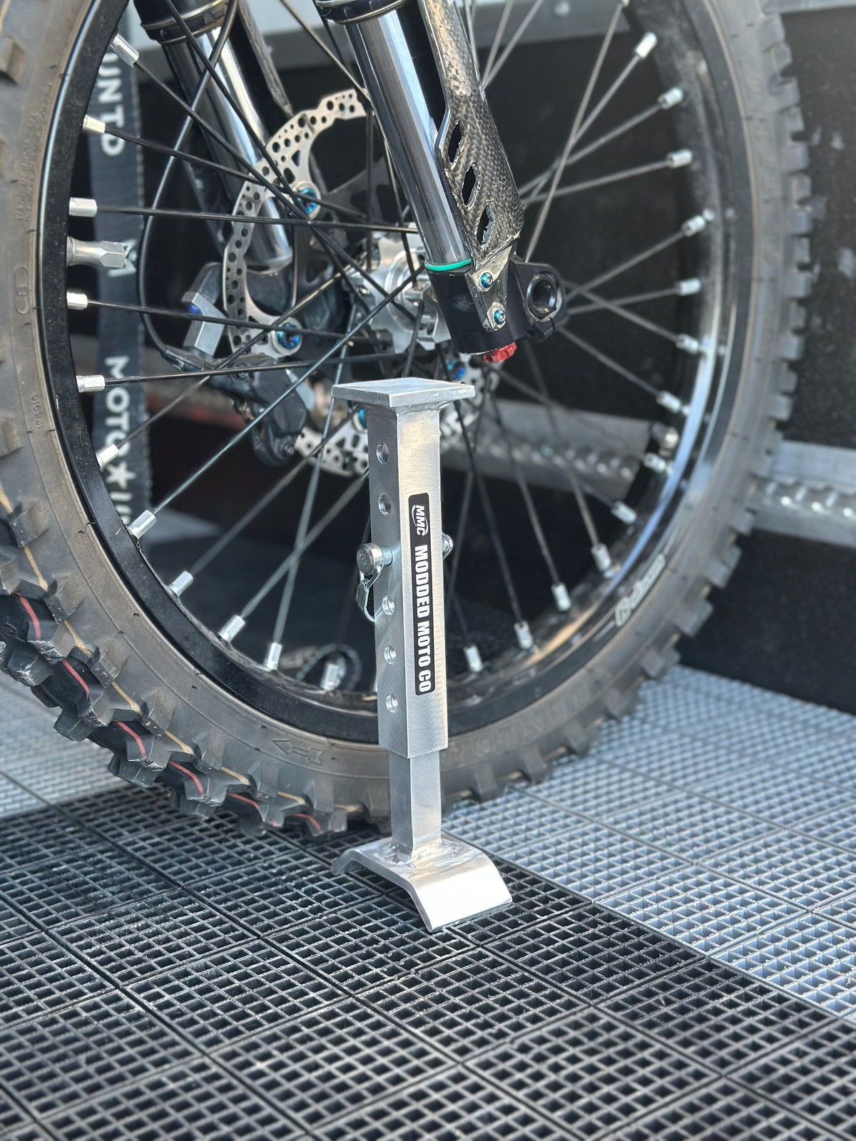 Adjustable Fork Saver, view 3